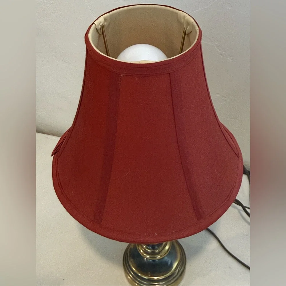 Vintage Leviton 16”Gold Brass Table Lamp‎ W/Red Shade Mid Century Modern Accent